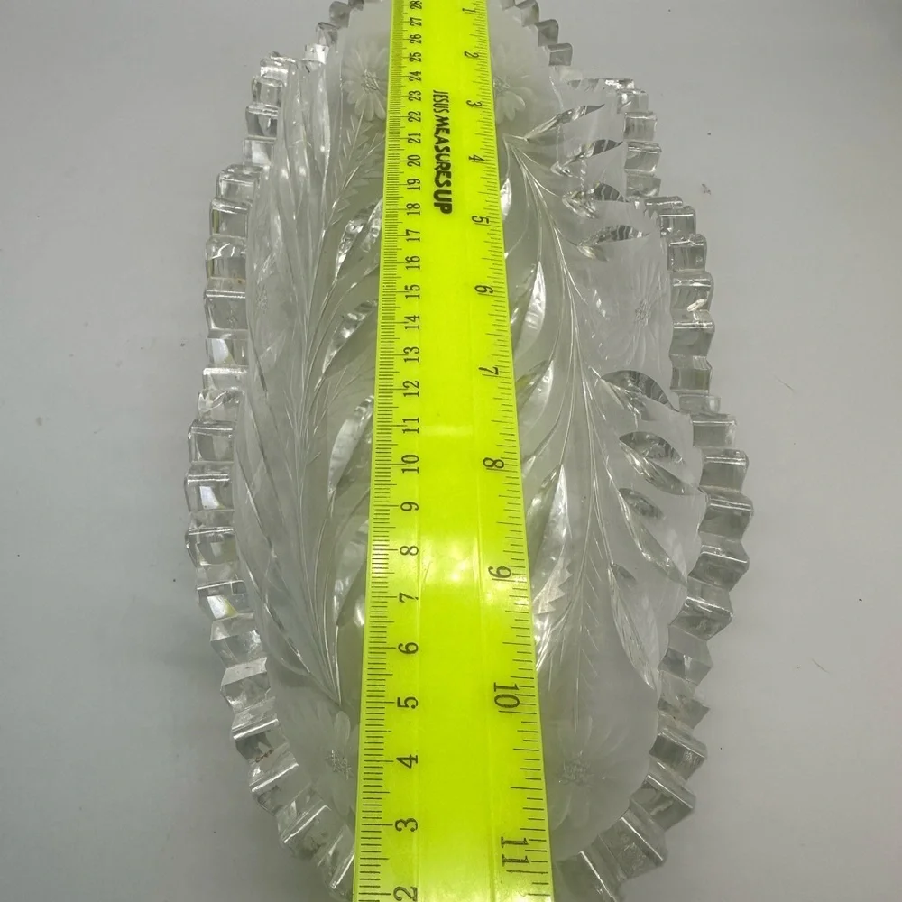 Intricate Clear Glass Serving Dish